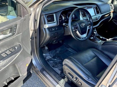 2015 Toyota Highlander Limited