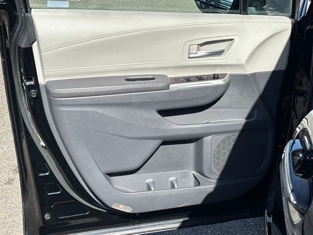 2024 Toyota Sienna XLE 7 Passenger