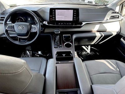 2024 Toyota Sienna XLE 7 Passenger