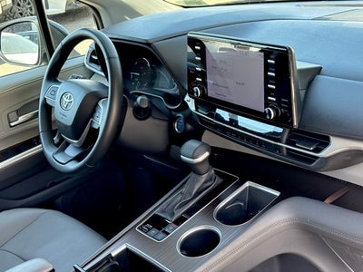 2024 Toyota Sienna XLE 7 Passenger
