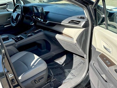 2024 Toyota Sienna XLE 7 Passenger