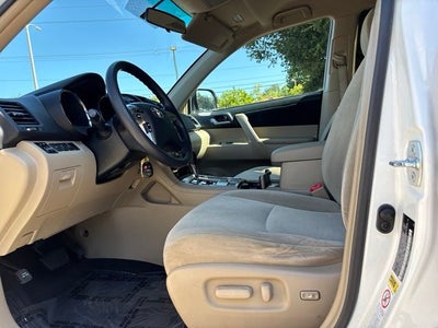 2013 Toyota Highlander Base Plus V6