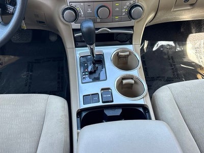 2013 Toyota Highlander Base Plus V6