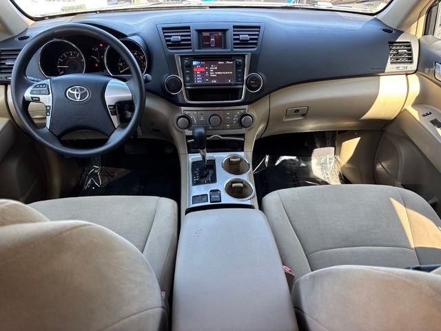 2013 Toyota Highlander Base Plus V6