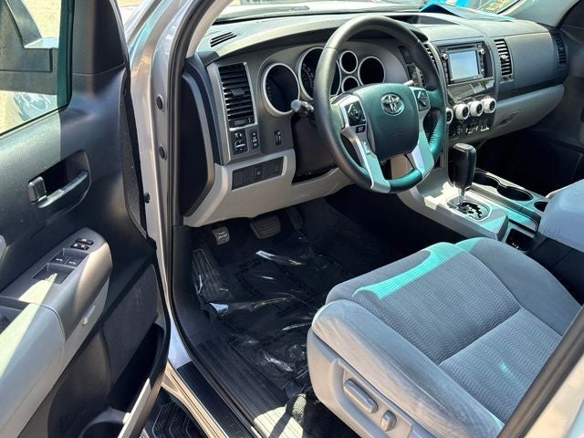 2015 Toyota Sequoia SR5 5.7L