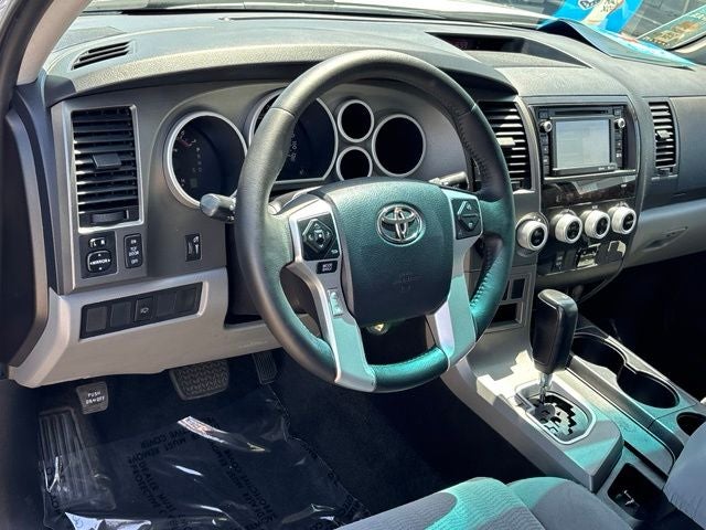 2015 Toyota Sequoia SR5 5.7L