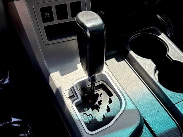 2015 Toyota Sequoia SR5 5.7L