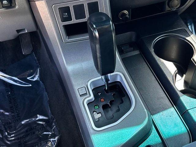 2015 Toyota Sequoia SR5 5.7L