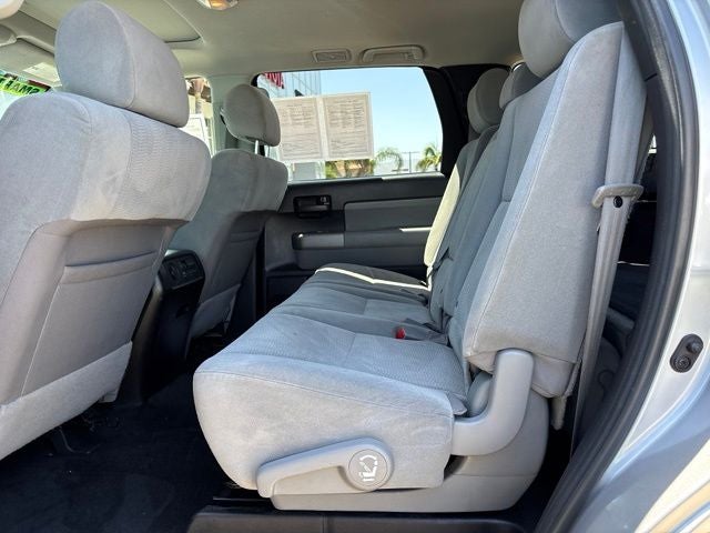 2015 Toyota Sequoia SR5 5.7L