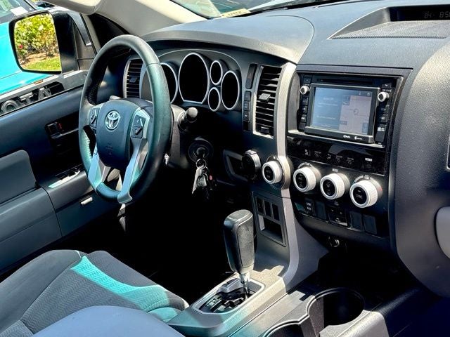 2015 Toyota Sequoia SR5 5.7L