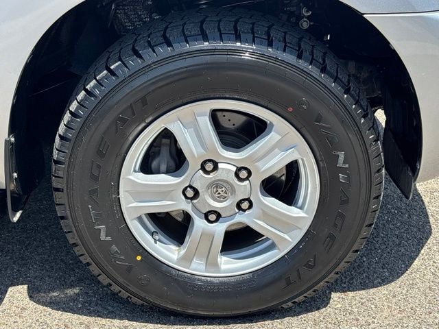 2015 Toyota Sequoia SR5 5.7L