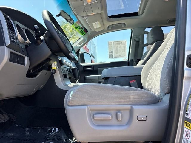 2015 Toyota Sequoia SR5 5.7L