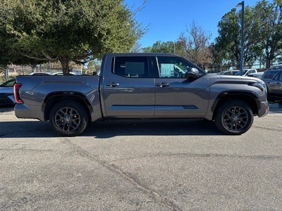 2022 Toyota Tundra Platinum