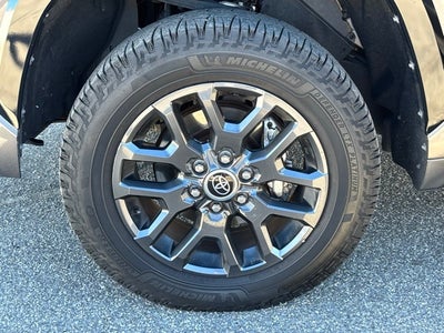 2022 Toyota Tundra Platinum