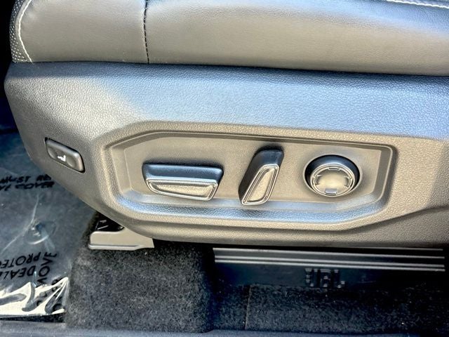 2023 Toyota Tundra Hybrid Capstone