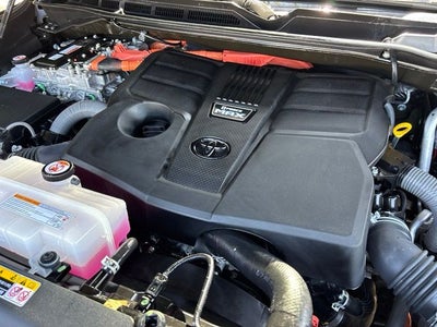2024 Toyota Tundra Hybrid Platinum