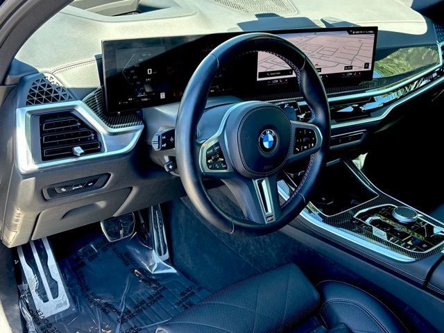 2024 BMW X5 M60i