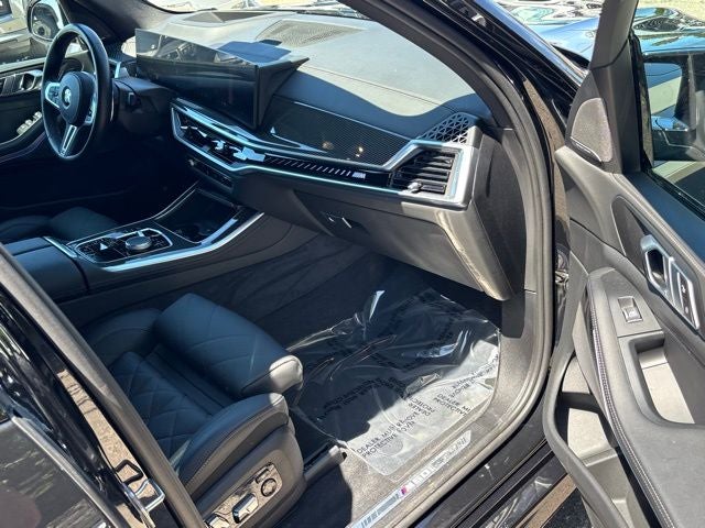 2024 BMW X5 M60i