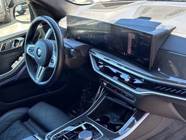 2024 BMW X5 M60i