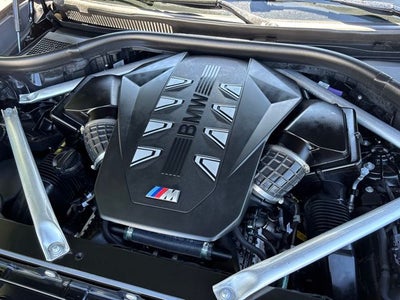 2024 BMW X5 M60i