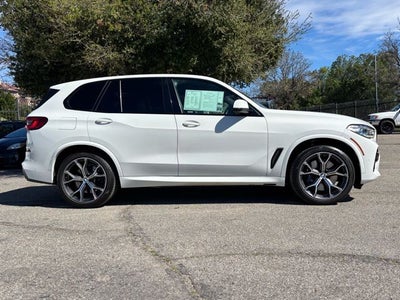 2020 BMW X5 M50i