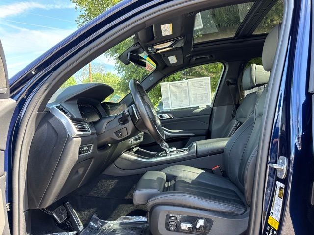 2021 BMW X5 M50i