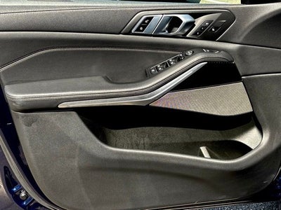 2021 BMW X5 M50i