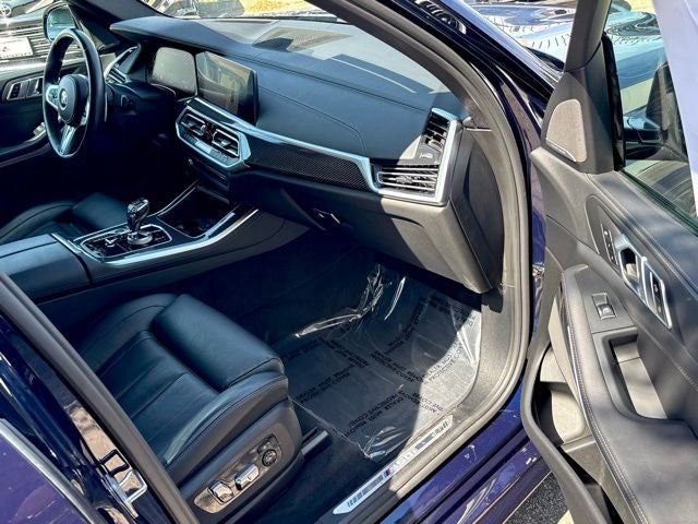 2021 BMW X5 M50i