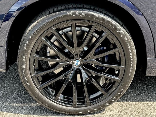 2021 BMW X5 M50i