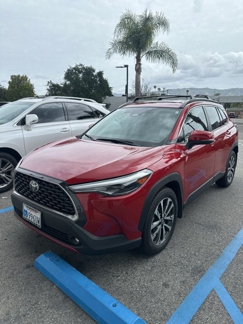 2023 Toyota Corolla Cross XLE