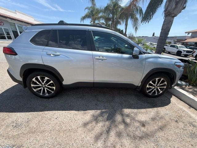 2023 Toyota Corolla Cross XLE