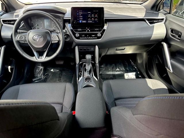 2025 Toyota Corolla Cross Hybrid SE