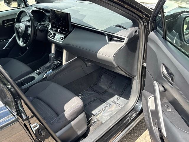 2025 Toyota Corolla Cross Hybrid SE