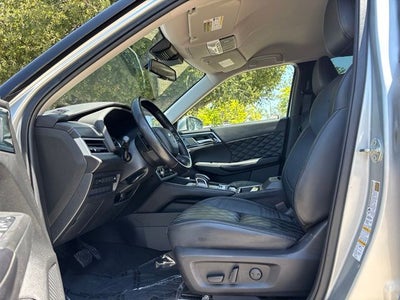 2022 Mitsubishi Outlander SEL