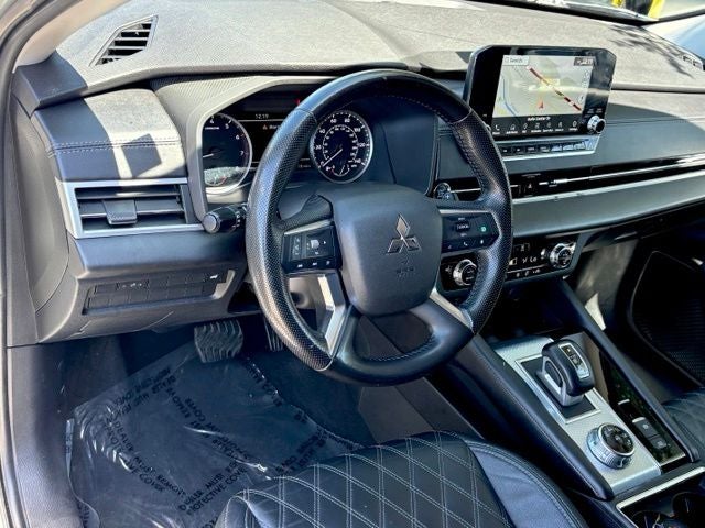 2022 Mitsubishi Outlander SEL