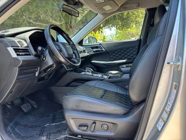 2022 Mitsubishi Outlander SEL
