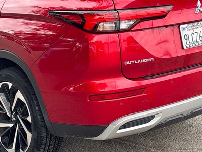 2024 Mitsubishi Outlander SE