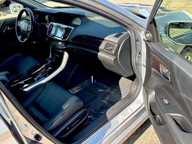 2017 Honda Accord Hybrid Touring