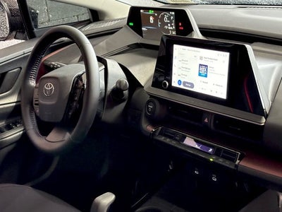 2026 Toyota Prius Plug-In Hybrid SE