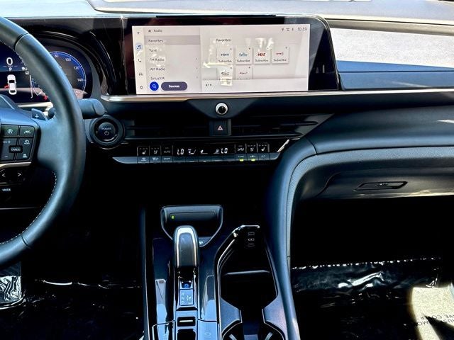 2024 Toyota Crown Platinum