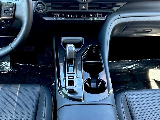 2024 Toyota Crown Platinum