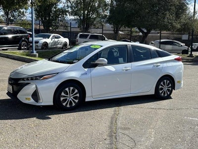 2022 Toyota Prius Prime XLE