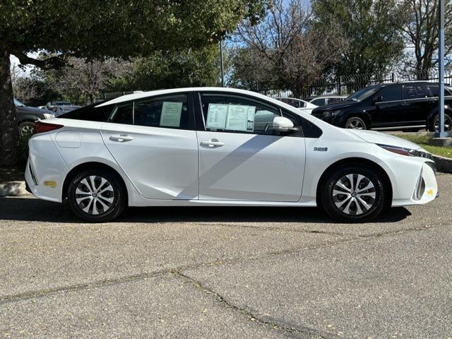 2022 Toyota Prius Prime XLE