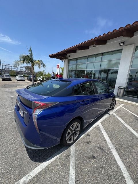 2017 Toyota Prius Four Touring