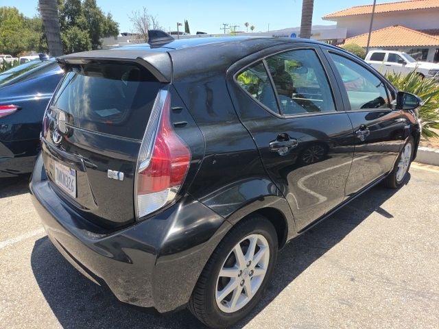 2016 Toyota Prius c Three