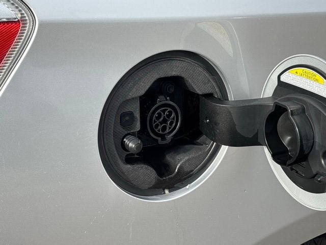 2014 Toyota Prius Plug-in Advanced