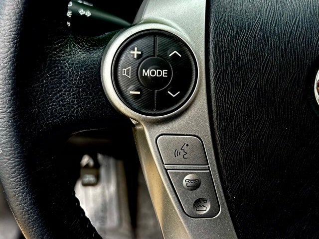 2014 Toyota Prius Plug-in Advanced