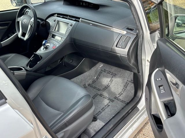 2014 Toyota Prius Plug-in Advanced