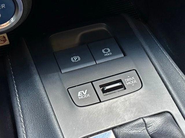 2022 Toyota Venza LE