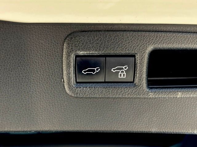 2022 Toyota Venza LE